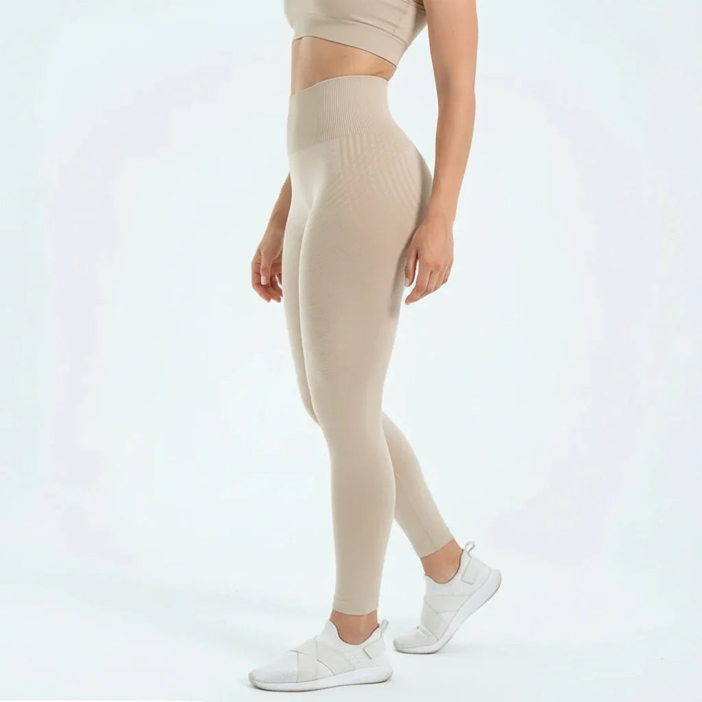 Leggings Curvella 3D: redefine tu silueta sin esfuerzo.